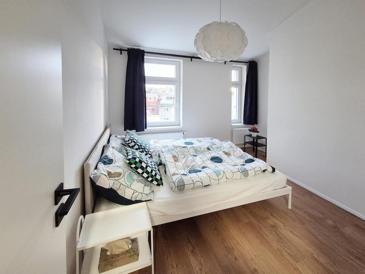 Modern Cosy Flat Near Vysehrad Prague
